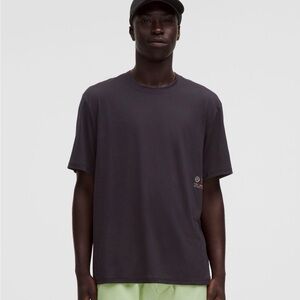 lululemon Mile Maker Mesh T Shirt - Large